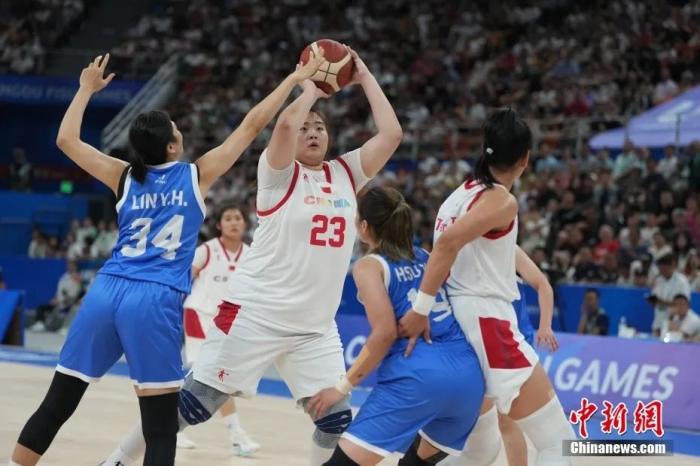 刘禹彤率中国队夺冠 女版奥尼尔成赛场焦点