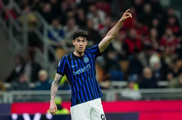 巴萨推进签下巴斯托尼 国米愿以7000万欧元放人