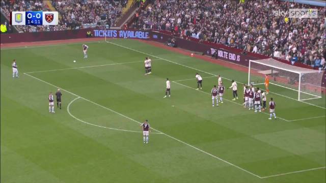 穆里尼奥泪洒赛场致敬兄弟 诺丁汉森林掀翻热刺