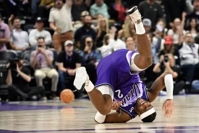 NBA摆烂潮冲击季后赛格局